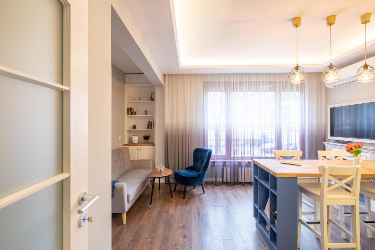 Designer & Cozy 2Bd Flat With A Parking In The City Center By Flat Mаnager Sofia Extérieur photo