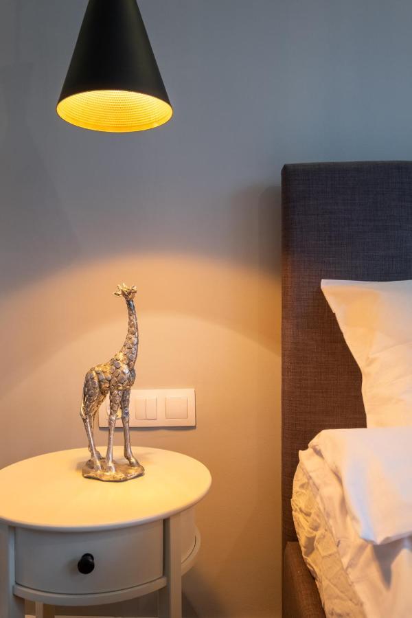 Designer & Cozy 2Bd Flat With A Parking In The City Center By Flat Mаnager Sofia Extérieur photo